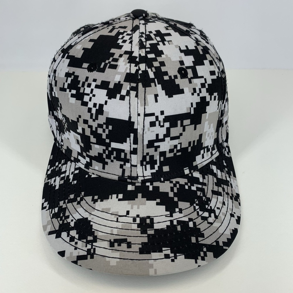 Blank Digital Camo Hat Black Gray Headgear Med Fitted 7 1/8 - 7 3/8 Baseball Cap